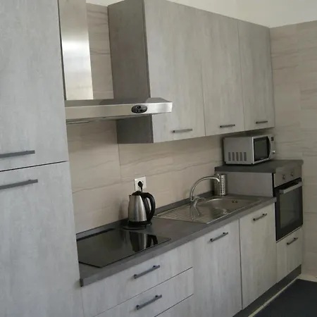 Apartment Civico10, Con Parcheggio E Terrazzo *
