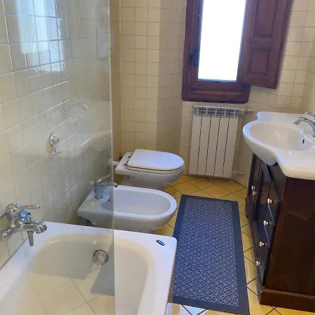 Civico10, Con Parcheggio E Terrazzo Apartmán *